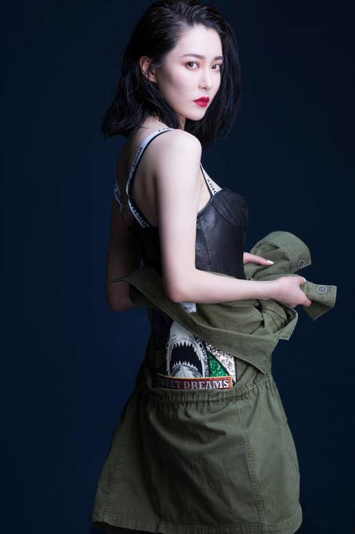 演员胡然,光影交织下的璀璨星途